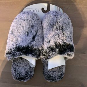 Plush Home Comfy slippers